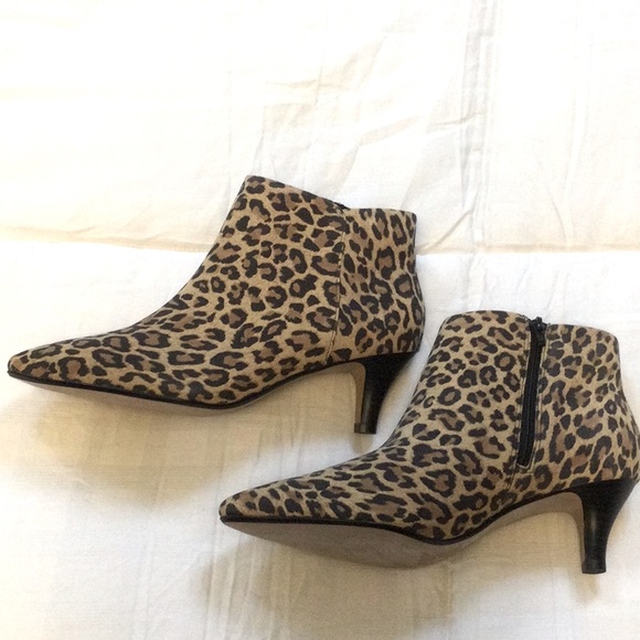 Clarks Shoes - Clarks Leopard Boots